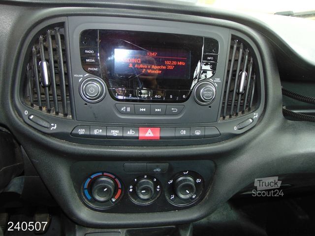 Kastenwagen FIAT Doblo Maxi 1.3 MultiJet -PDC-2x Schiebetür & HFT