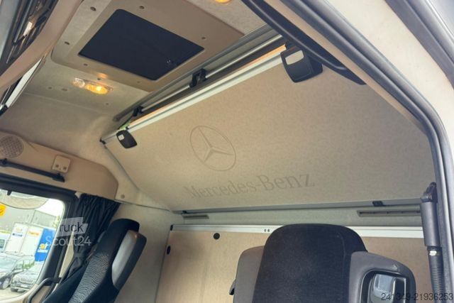 شاحنة للأغراض الخاصة MERCEDES-BENZ Actros 1842 mit Seitenöffnung und Kran