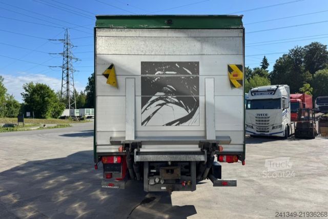 Erikoiskäyttöinen kuorma-auto SCANIA P340 4x2 Getränkeaufbau