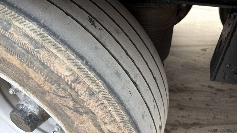 Plattformanhänger Zaslaw d-651 (DRUM BRAKES / FREINS TAMBOURS)