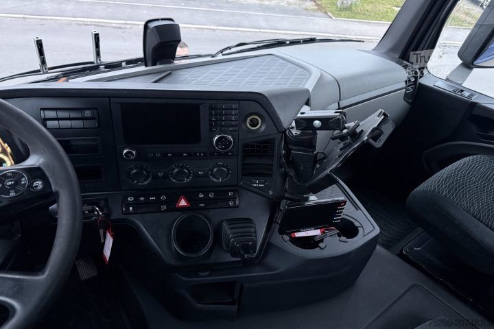 Стандартен влекач Mercedes-Benz Antos 1851 4x2 Retarder / Swiss-Vehicle