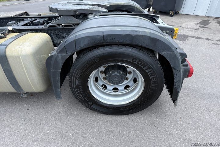 Стандартен влекач Mercedes-Benz Antos 1851 4x2 Retarder / Swiss-Vehicle