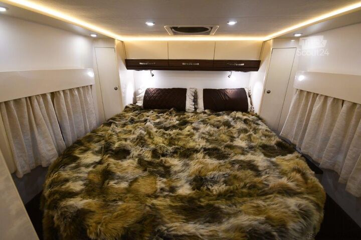 Camper integrato Mercedes Benz Sprinter 6x6