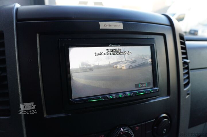 Bestelbus Volkswagen Crafter 2.5 TDI 136PK L2 - Airco - Cruise - Ca...