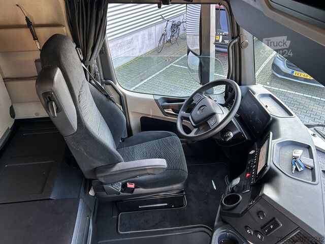 Standard-SZM Mercedes-Benz Actros 1845 Gigaspace / Tacho V2 / PTO - Hydrau...