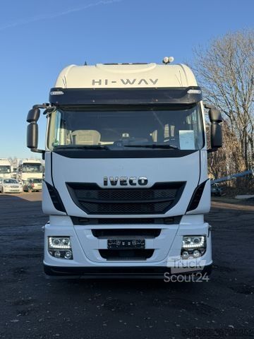Standard SZM IVECO Stralis 420 Retarder*2Tanks*Xenon*ACC*2Betten*