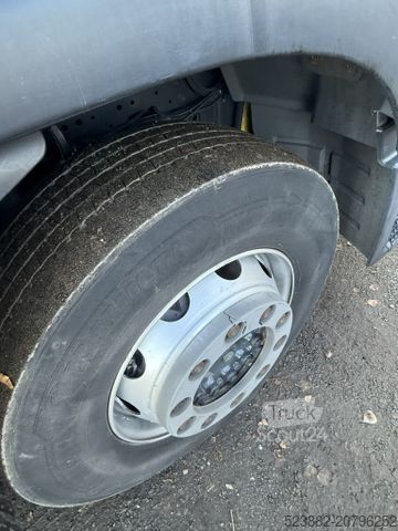 Standard SZM IVECO Stralis 420 Retarder*2Tanks*Xenon*ACC*2Betten*