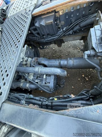 Standard SZM IVECO Stralis 420 Retarder*2Tanks*Xenon*ACC*2Betten*