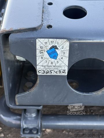 Standard SZM IVECO Stralis 420 Retarder*2Tanks*Xenon*ACC*2Betten*