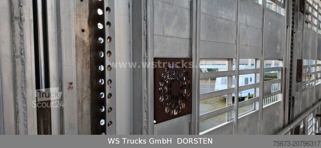 Polpriklopnik za prevoz živine PEZZIOLI SBA6U 3Stock Vollausstattung | Hubdach