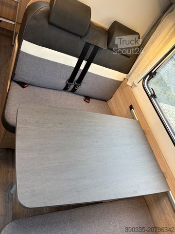 Alkovinis kemperis SUNLIGHT A 70 + Markise + Navi + Kamera + gr. Kühlschrank