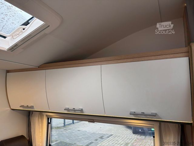 Alkovinis kemperis SUNLIGHT A 70 + Markise + Navi + Kamera + gr. Kühlschrank