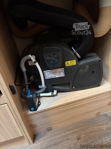 Alkovinis kemperis SUNLIGHT A 70 + Markise + Navi + Kamera + gr. Kühlschrank