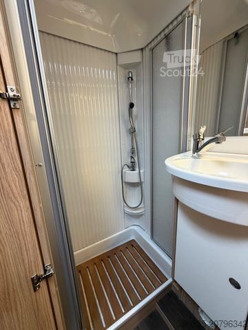 Alkovinis kemperis SUNLIGHT A 70 + Markise + Navi + Kamera + gr. Kühlschrank