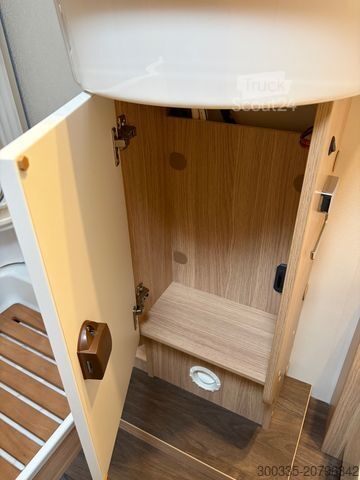 Alkovinis kemperis SUNLIGHT A 70 + Markise + Navi + Kamera + gr. Kühlschrank