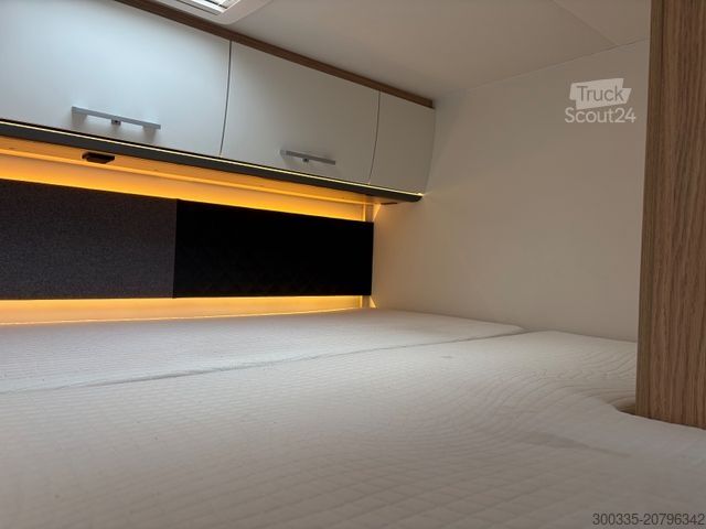 Alkovinis kemperis SUNLIGHT A 70 + Markise + Navi + Kamera + gr. Kühlschrank