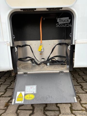 Alkovinis kemperis SUNLIGHT A 70 + Markise + Navi + Kamera + gr. Kühlschrank