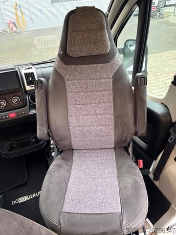 Τροχόσπιτο αυτοκινούμενο PÖSSL Summit 600 Plus - Markise, Solar, Kamera uvm.