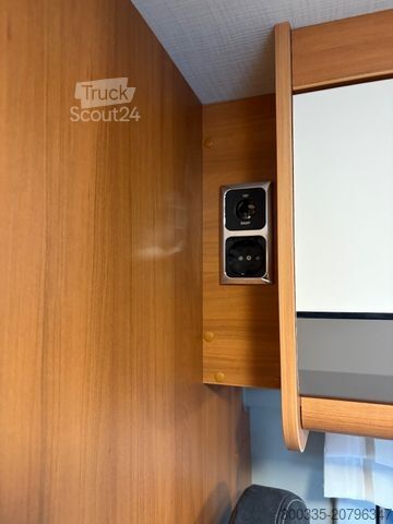 Τροχόσπιτο αυτοκινούμενο PÖSSL Summit 600 Plus - Markise, Solar, Kamera uvm.