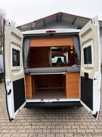 Τροχόσπιτο αυτοκινούμενο PÖSSL Summit 600 Plus - Markise, Solar, Kamera uvm.