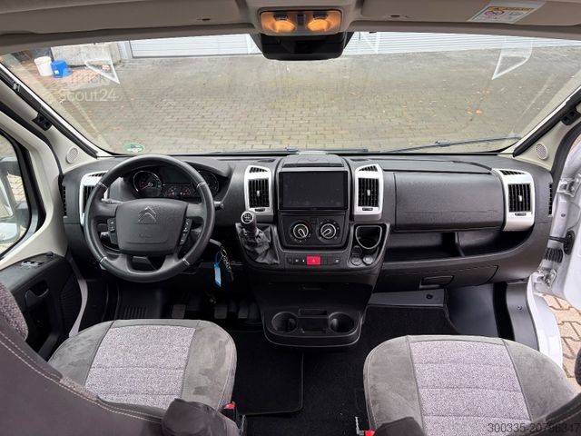 Τροχόσπιτο αυτοκινούμενο PÖSSL Summit 600 Plus - Markise, Solar, Kamera uvm.