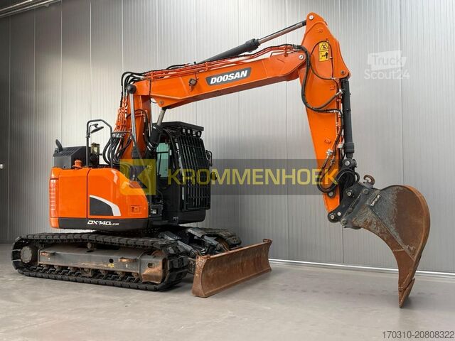 Vikšrinis ekskavatorius Doosan DX 140 LCR-5 Oilquick