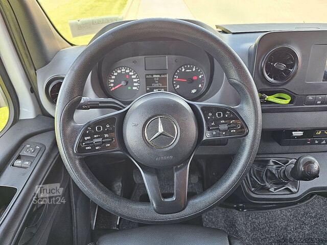 Chassis med førerhus MERCEDES-BENZ SPRINTER 311 ac DC EURO6