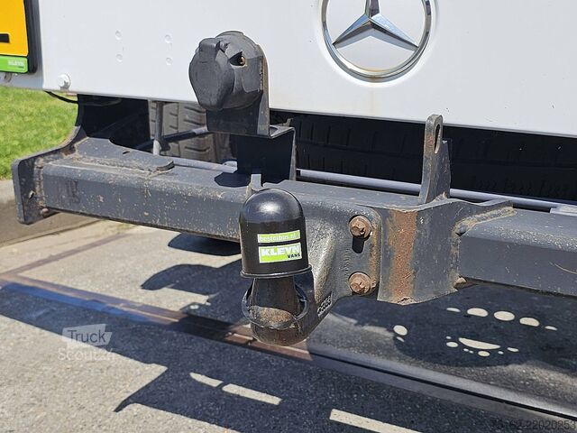 Chassis med førerhus MERCEDES-BENZ SPRINTER 311 ac DC EURO6