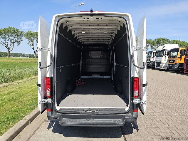 Camioneta familiar de techo alto M.A.N. TGE 3.140 L5H3 Extralang Nieuw