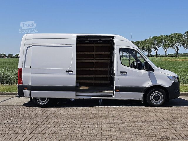 Stasjonsvogn med høyt tak MERCEDES-BENZ SPRINTER 314 L2H2 Mbux10 + Navi!