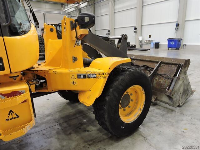 Volvo L30G + vorken Volvo L30G + Fork