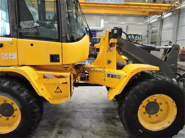 Volvo L30G + vorken Volvo L30G + Fork