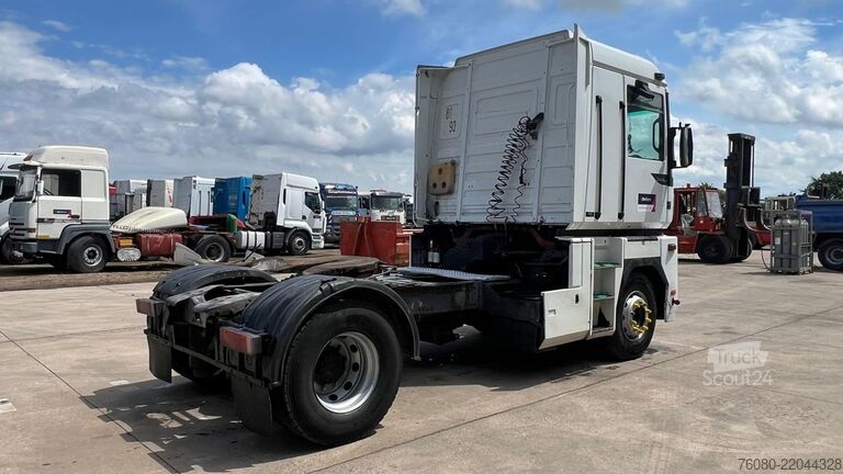 Tracteur standard Renault AE 440 Magnum E-tech (BOITE MANUELLE / MANUAL G...