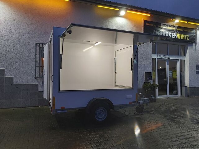Verkoopaanhanger trailershop stand Infostand Verkaufsanhänger small 230 Volt Licht gebraucht verfügbar