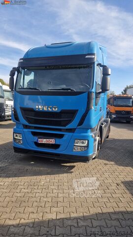 Standaard trekker Iveco Stralis 460 Vollspoiler 3x vorhanden