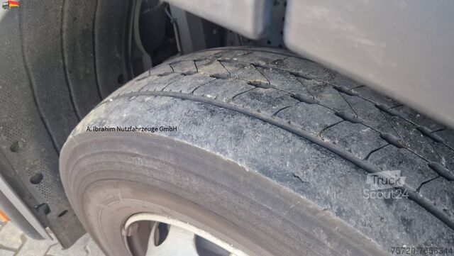 Szabványos vontatóegység Iveco Stralis 460 Vollspoiler 3x vorhanden