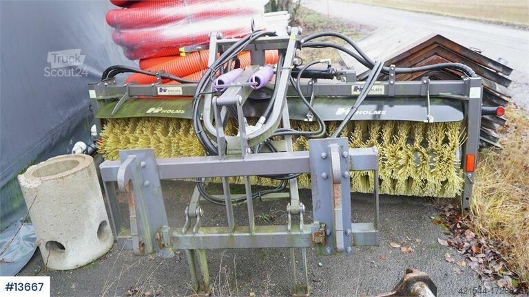 Mașină de construcții Holms SL-2.5 sweeper