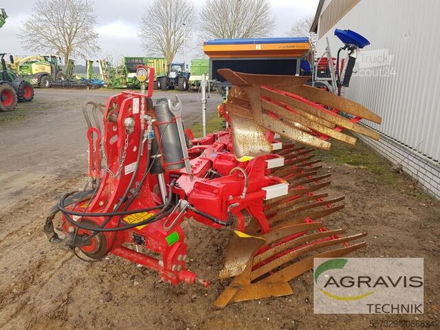 Pflug Pöttinger SERVO 45 M NOVA (4+1/5)