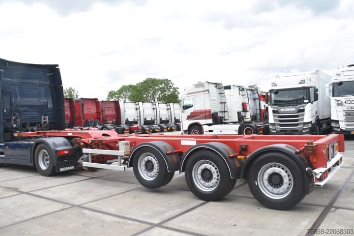 نقل الحاويات M&V EURO 902K - LIFT AXLE - SAF AXLES - DISC BRAKES...