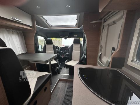 Polintegriran avtodom Weinsberg CaraCompact 640 MEG EDITION [PEPPER] *Modell 2026*Automatik*170 PS*