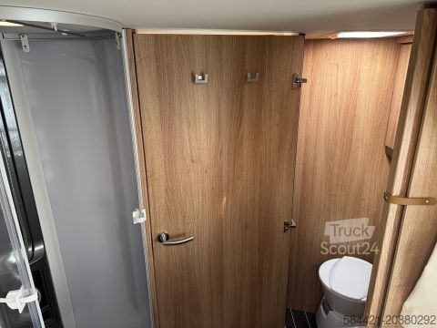 Caravana semiintegrada Knaus Sky TI 700 MEG *IC-Line Sondermodell 2026*