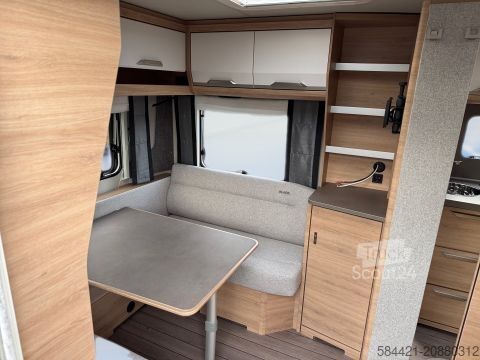 Caravana Knaus Südwind 460 EU Black Selection *Modell 2026*Gas-Paket*