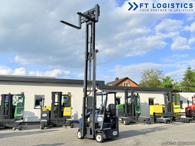 Vierwegestapler Combilift CB3000 GAS TRIPLEX 5500 POSITIONER