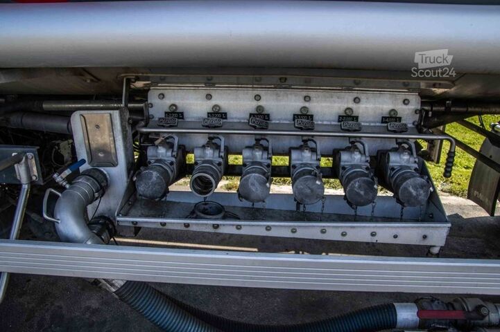 Camion cisternă MAYGAR MAGYAR INOX 17.700L-6COMP