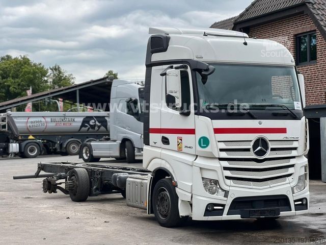 Vrachtwagenchassis MERCEDES-BENZ Actros 2540 6x2 Fahrgestell
