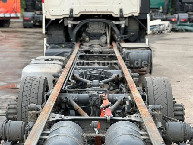 Vrachtwagenchassis MERCEDES-BENZ Actros 2540 6x2 Fahrgestell