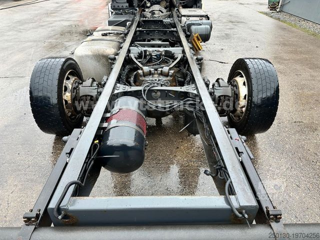 Vrachtwagenchassis MERCEDES-BENZ Actros 1833 LNR 4x2