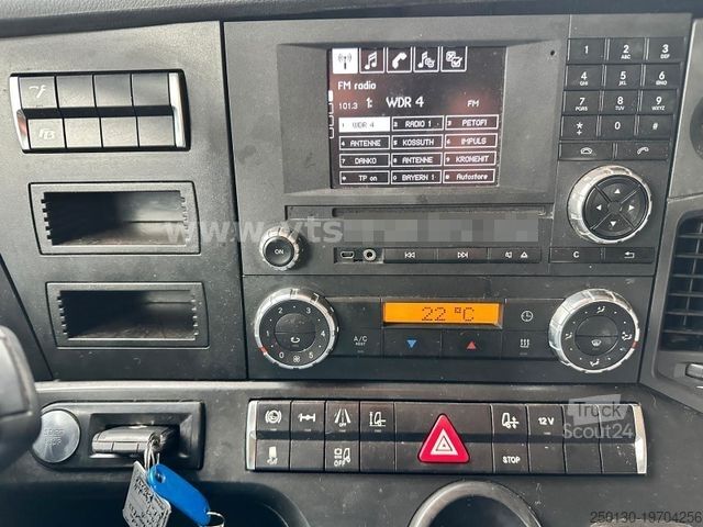 Vrachtwagenchassis MERCEDES-BENZ Actros 1833 LNR 4x2