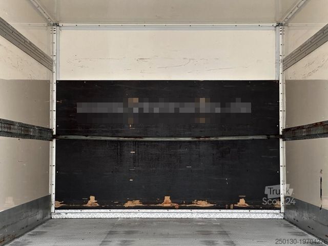 LKW mit Kofferaufbau MERCEDES-BENZ Atego 1223 4x2 Euro6 Koffer mit Ladebordwand