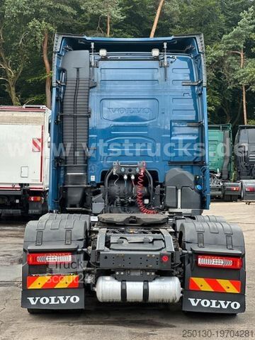 Yüksek hacimli çekici VOLVO FH 500 6x2 Lenk-/Lift Volumen-SZM/Low-Liner